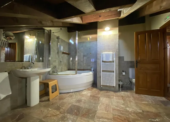 La Hoja De Roble פואבלה דה סנאבריה