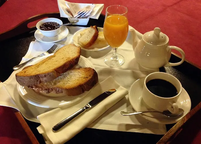 La Hoja De Roble 컨트리하우스 푸에블라 데 사나브리아