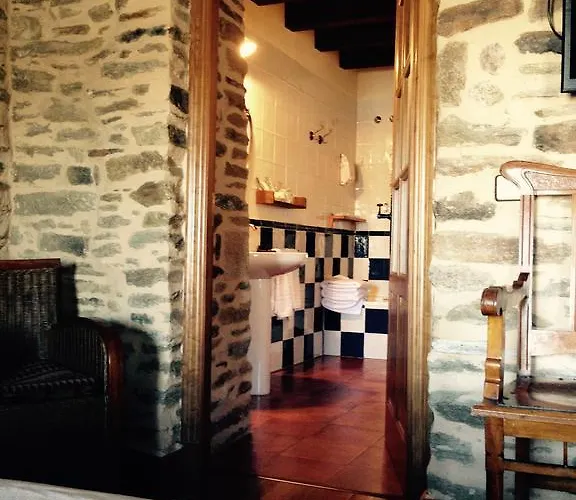 La Hoja De Roble 컨트리하우스 푸에블라 데 사나브리아