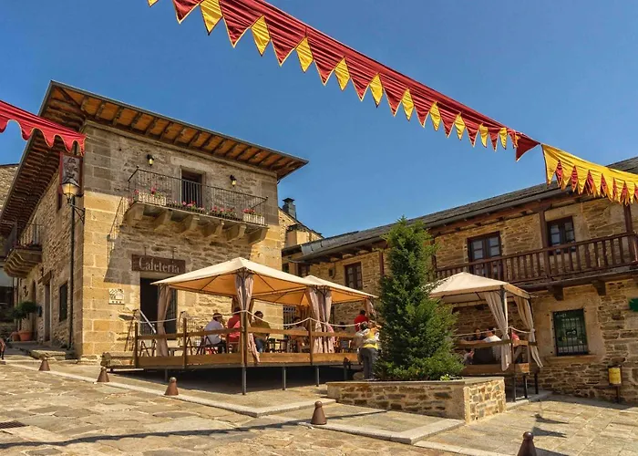 La Hoja De Roble 컨트리하우스 푸에블라 데 사나브리아